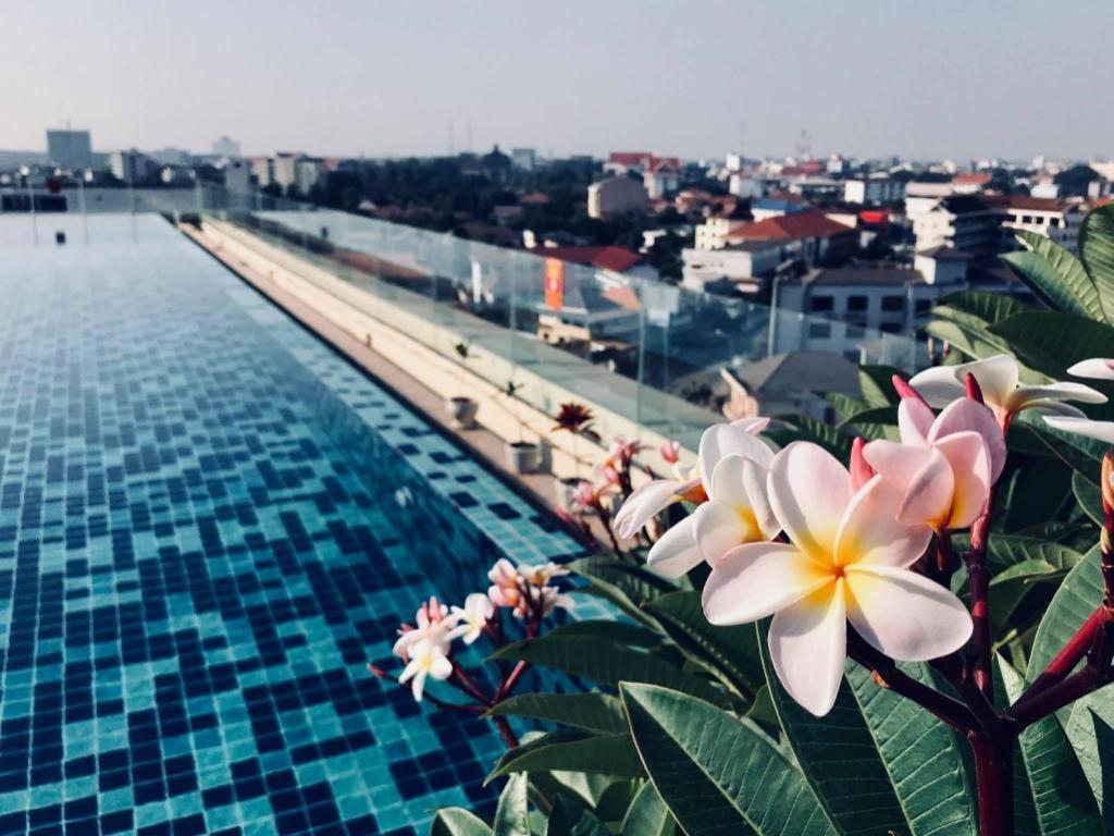 Sky City Hotel В'єнтьян Екстер'єр фото